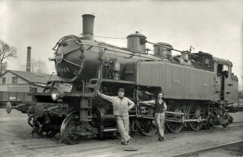 Fichier:232 T 3851 01 C17.jpg