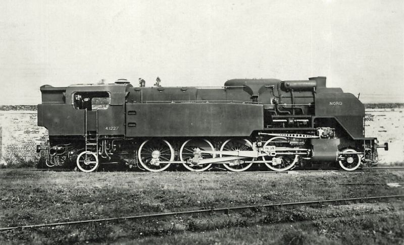 Fichier:141 T 41227 01 C17.jpg