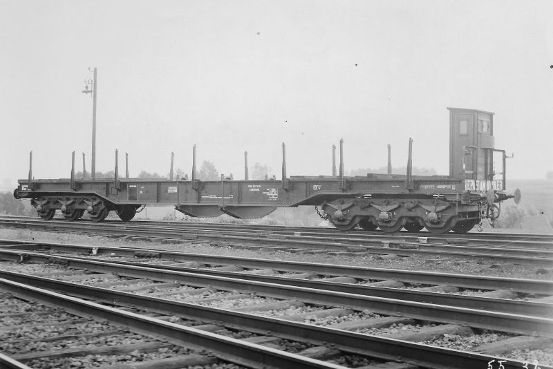 Fichier:SXX boggies 3 essieux JW.jpg